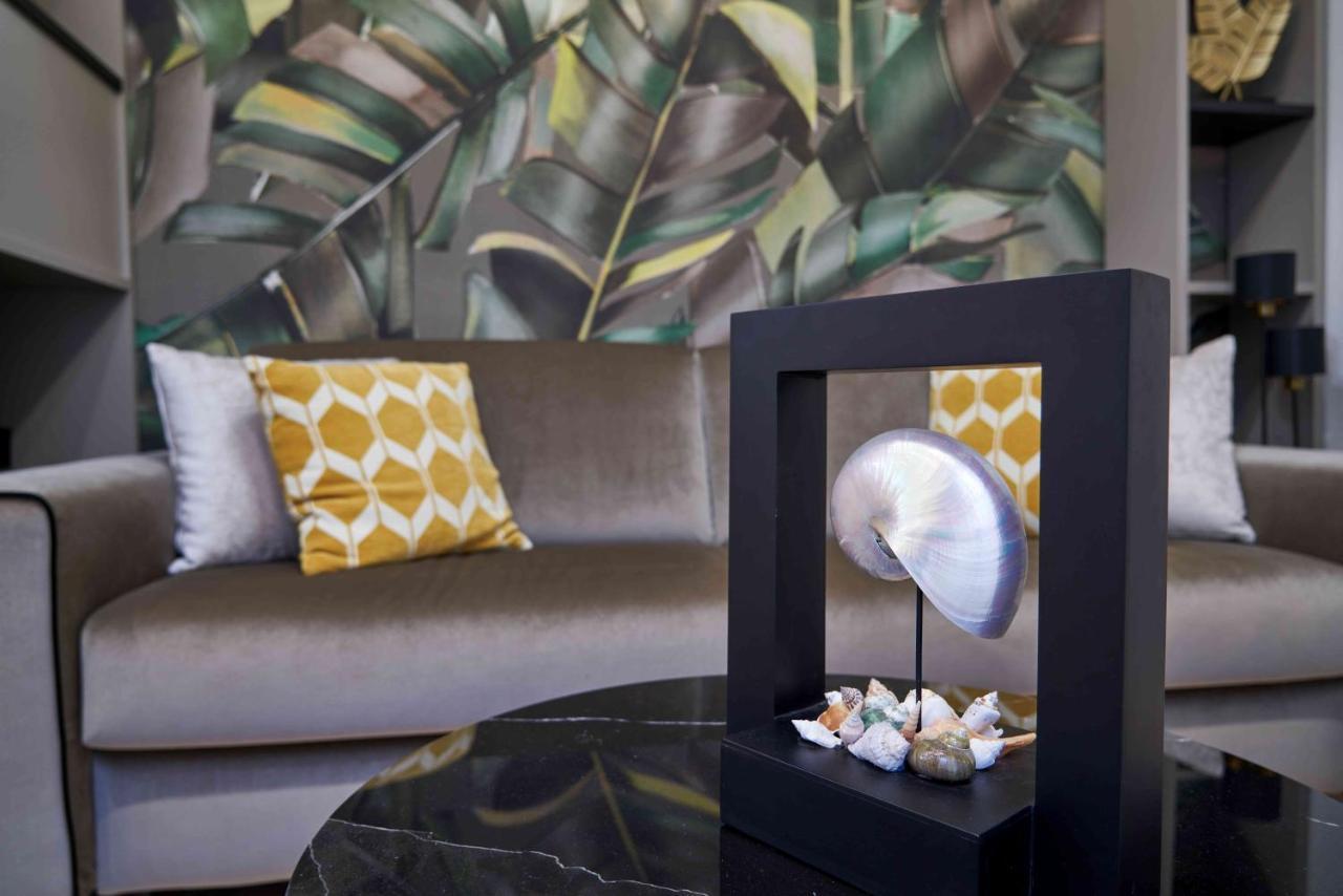 The One Luxury * Naples