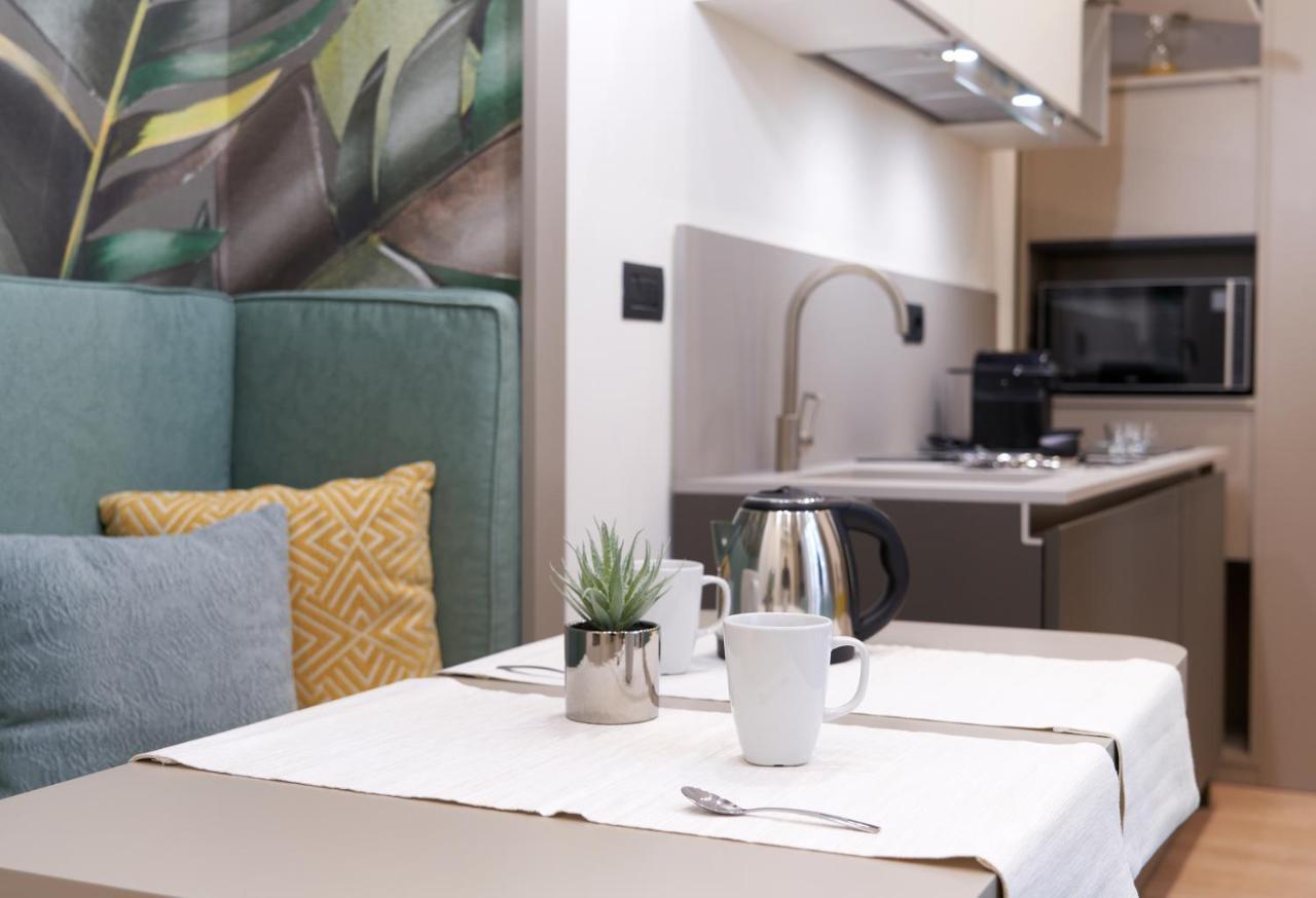 The One Luxury Apartment