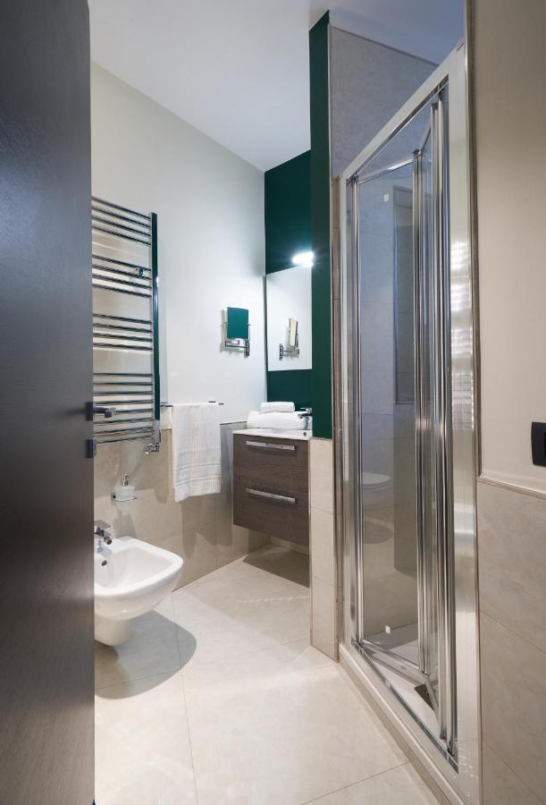 The One Luxury Apartment *