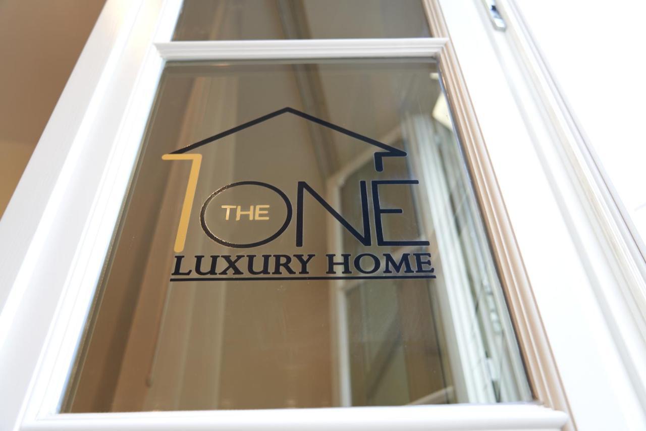 The One Luxury Apartment *